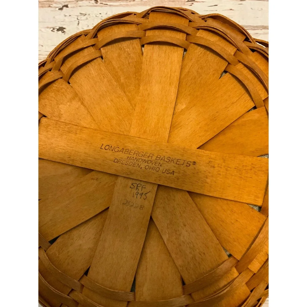 Longaberger 1995 Round Basket with Liner Plastic Protector Leather Handles